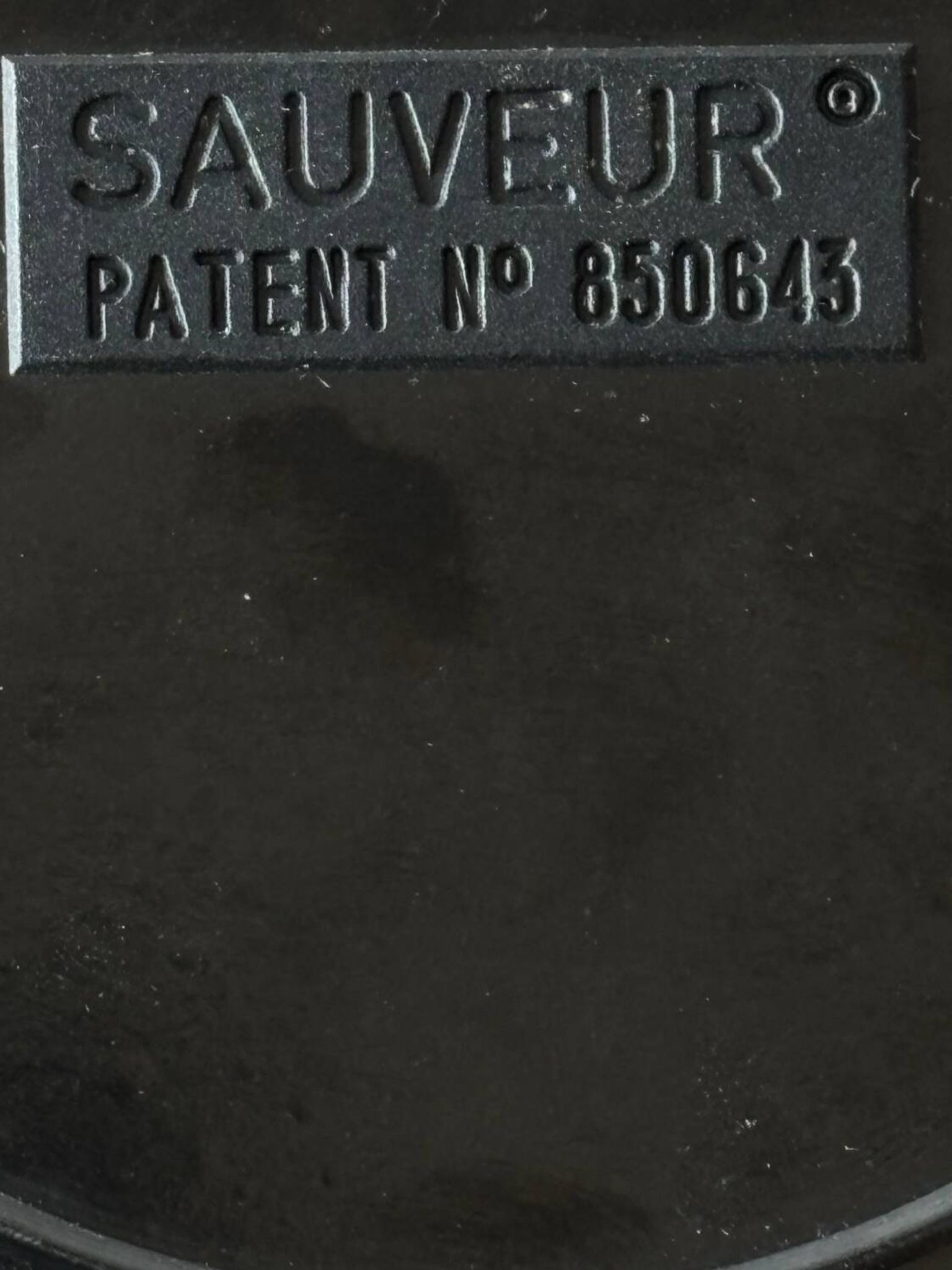 Vintage Bakelite Sauveur Patent Ashtray