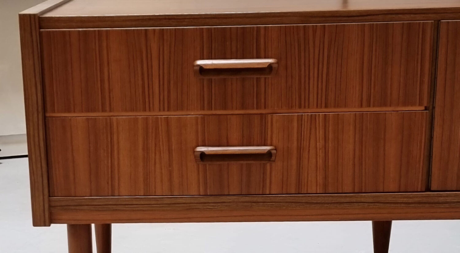 Planche basse des années 70