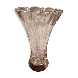 Crystal vase and money 1930