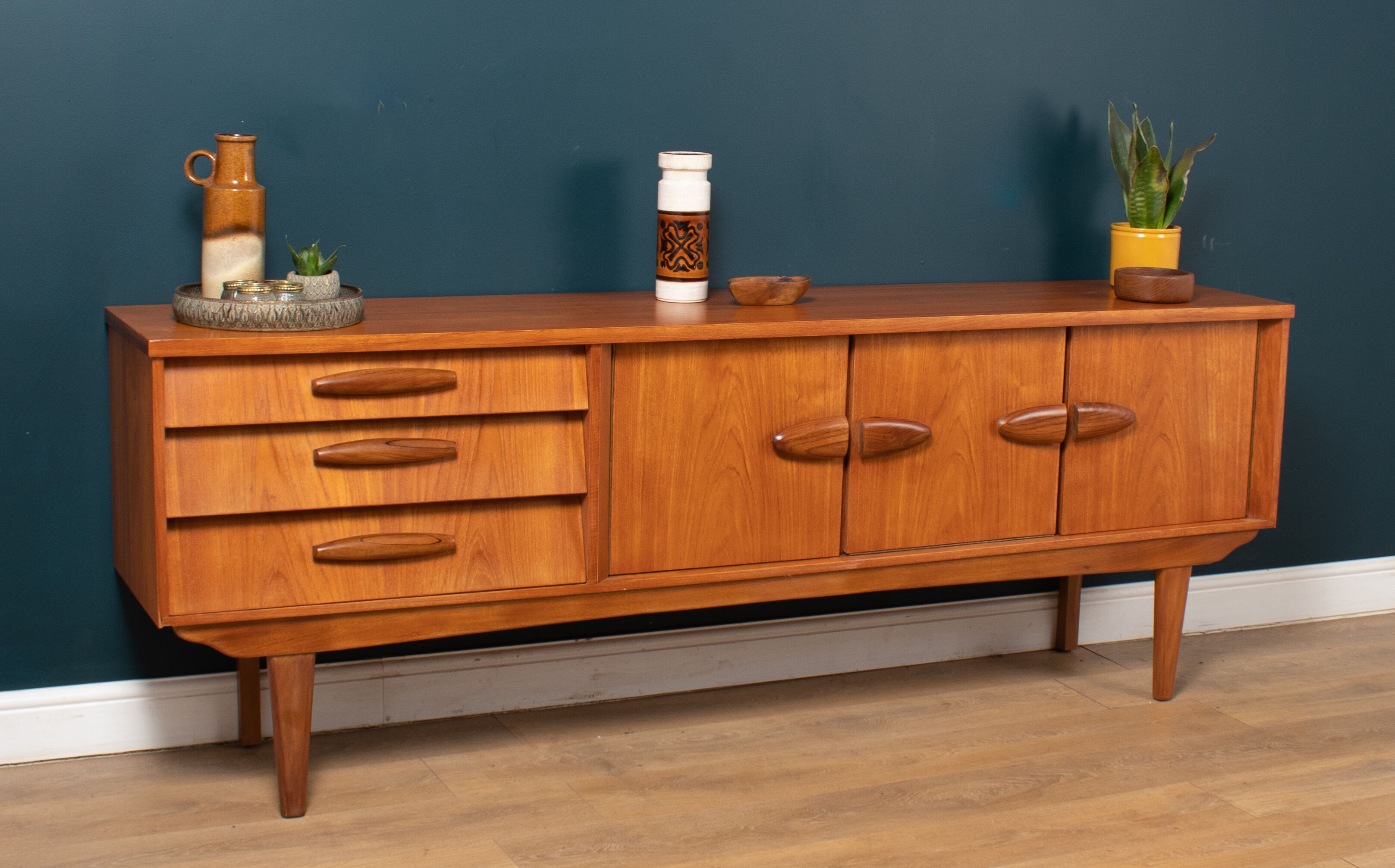 Enfilade Jentique 1960