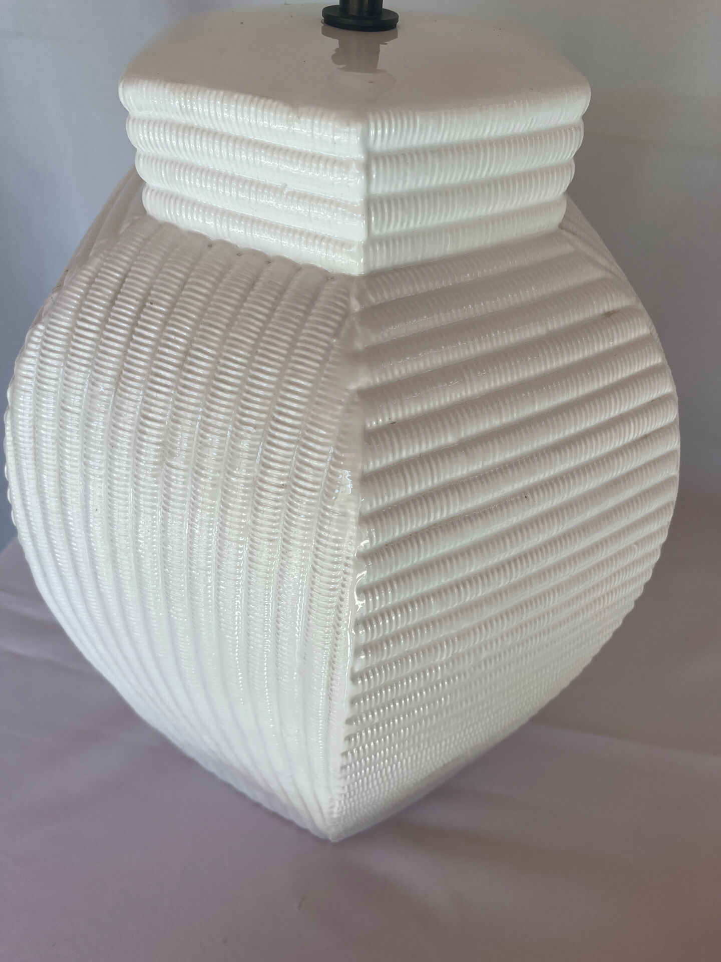 Lamp base