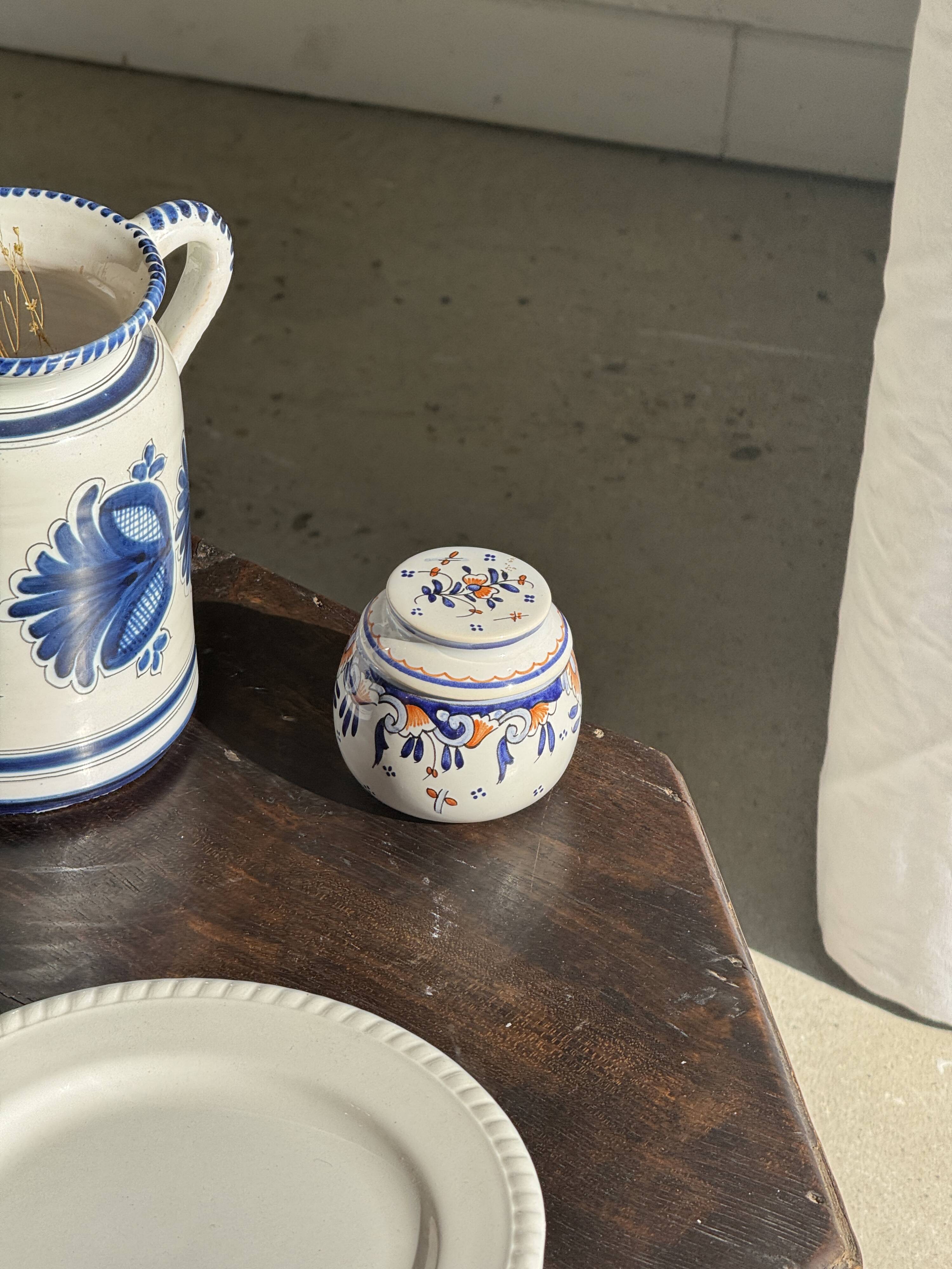 Small water butter dish in vintage earthenware with blue and orange floral patterns D10