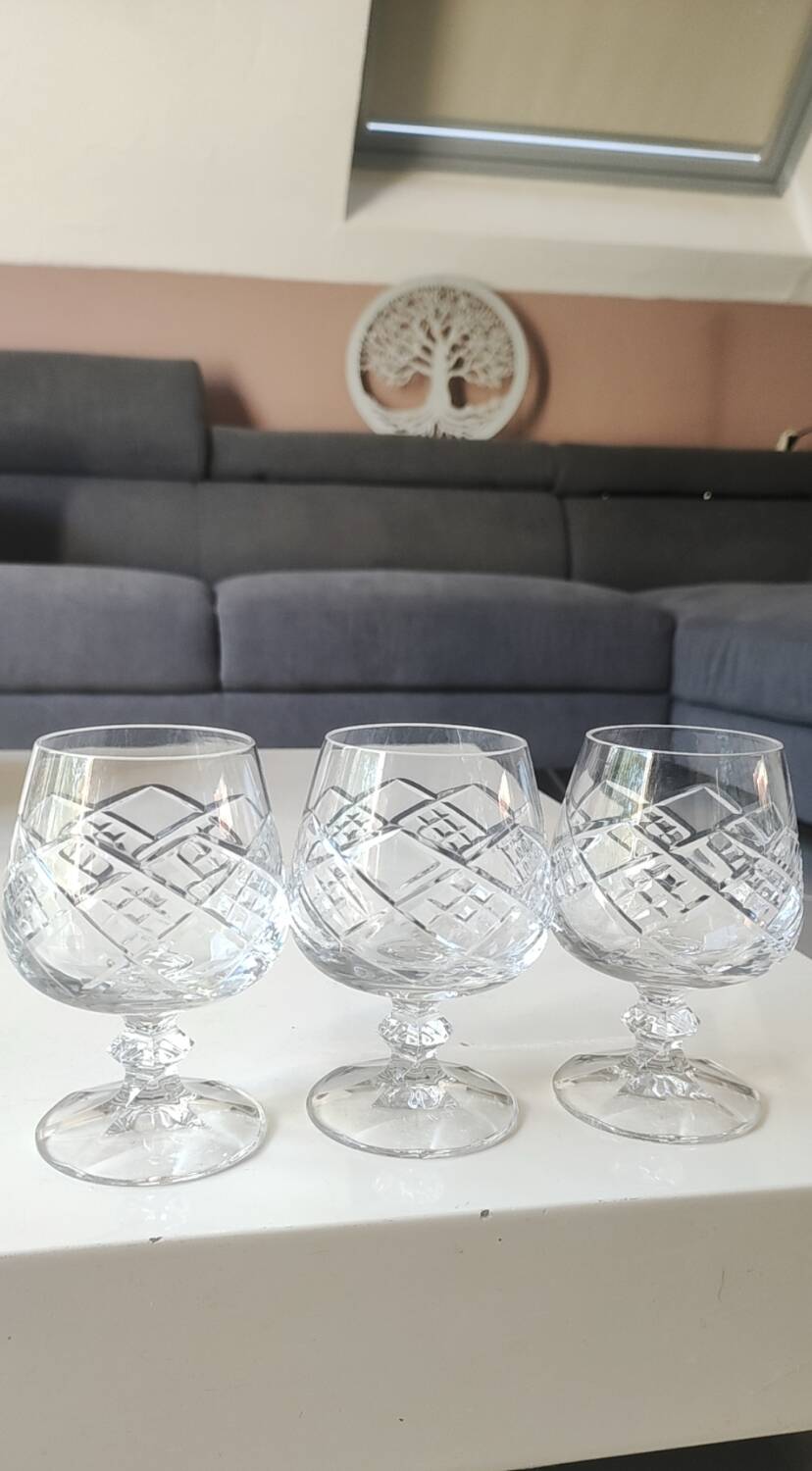 Lot of 6 x Cognac/Brandy glasses. Cut Bohemian crystal. Boho chic.