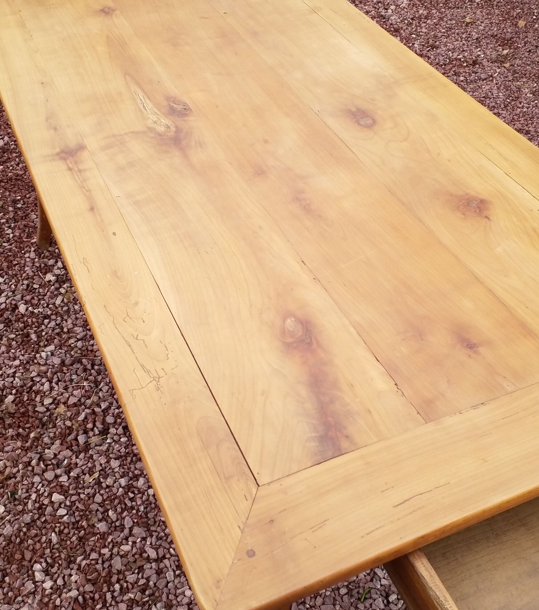 Farmhouse table