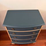 Old small rounded chest of drawers with 4 drawers