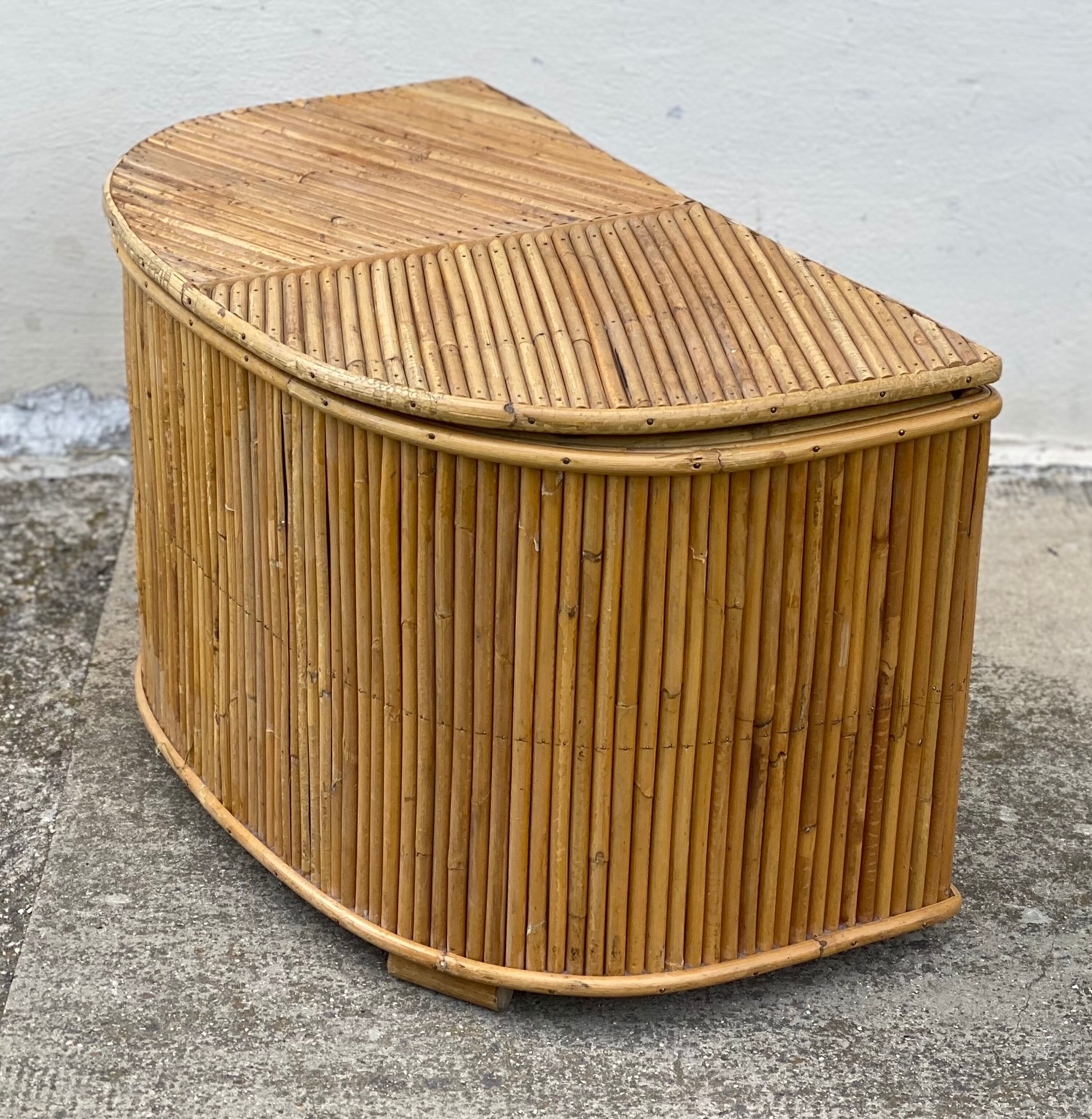Petit coffre rotin vintage 1960