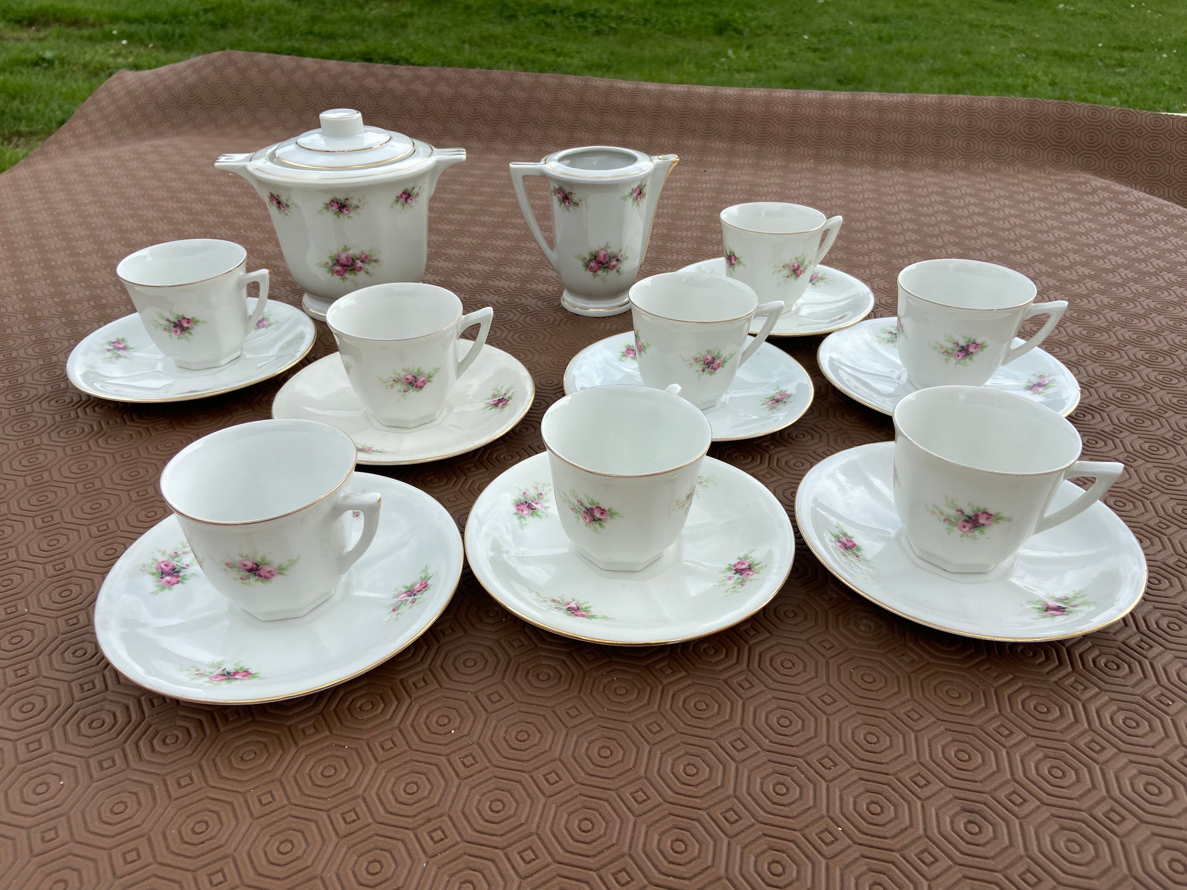 Tea service 18 pieces