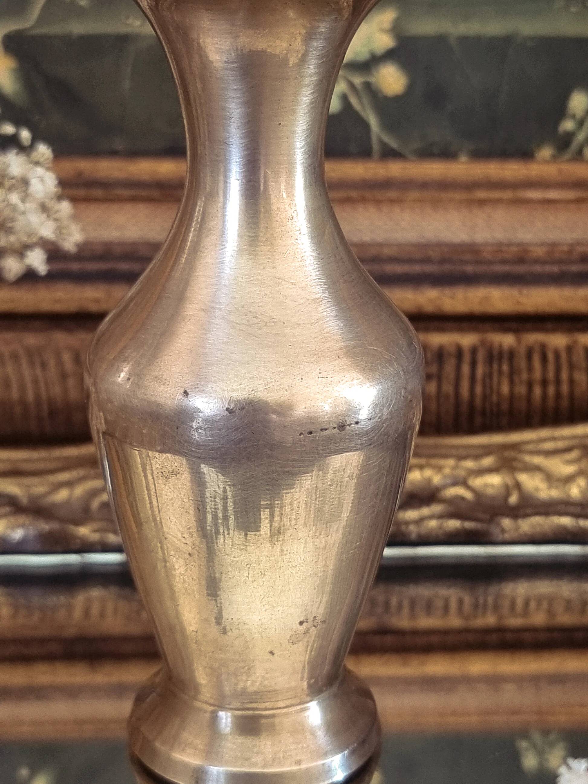 Brass soliflore vase