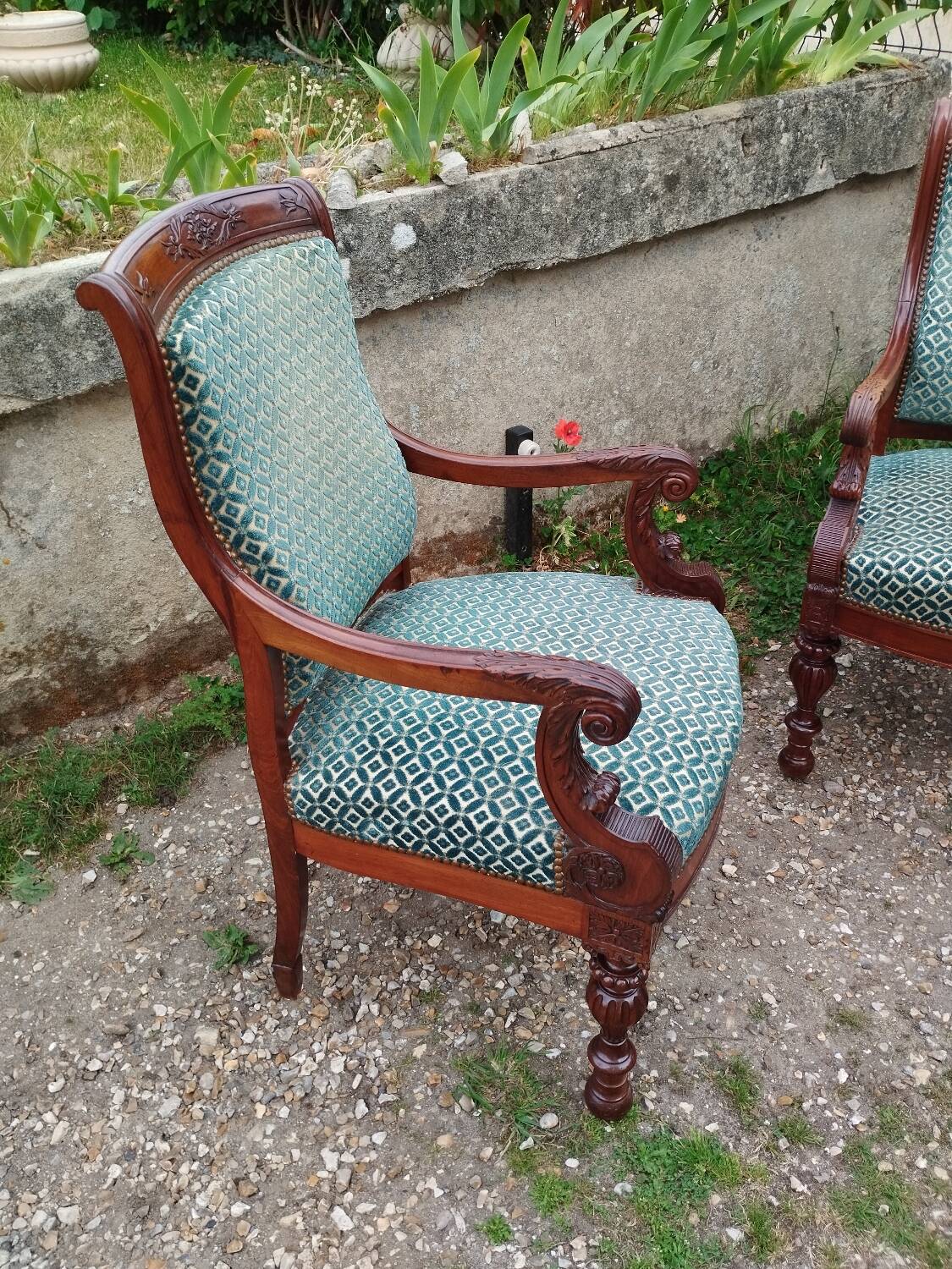 Pair of antique Louis XVI mahogany armchairs from the 19th century