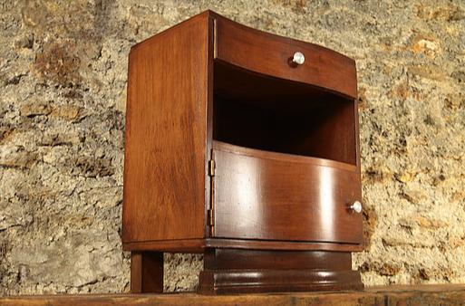 Bedside of the 1940s