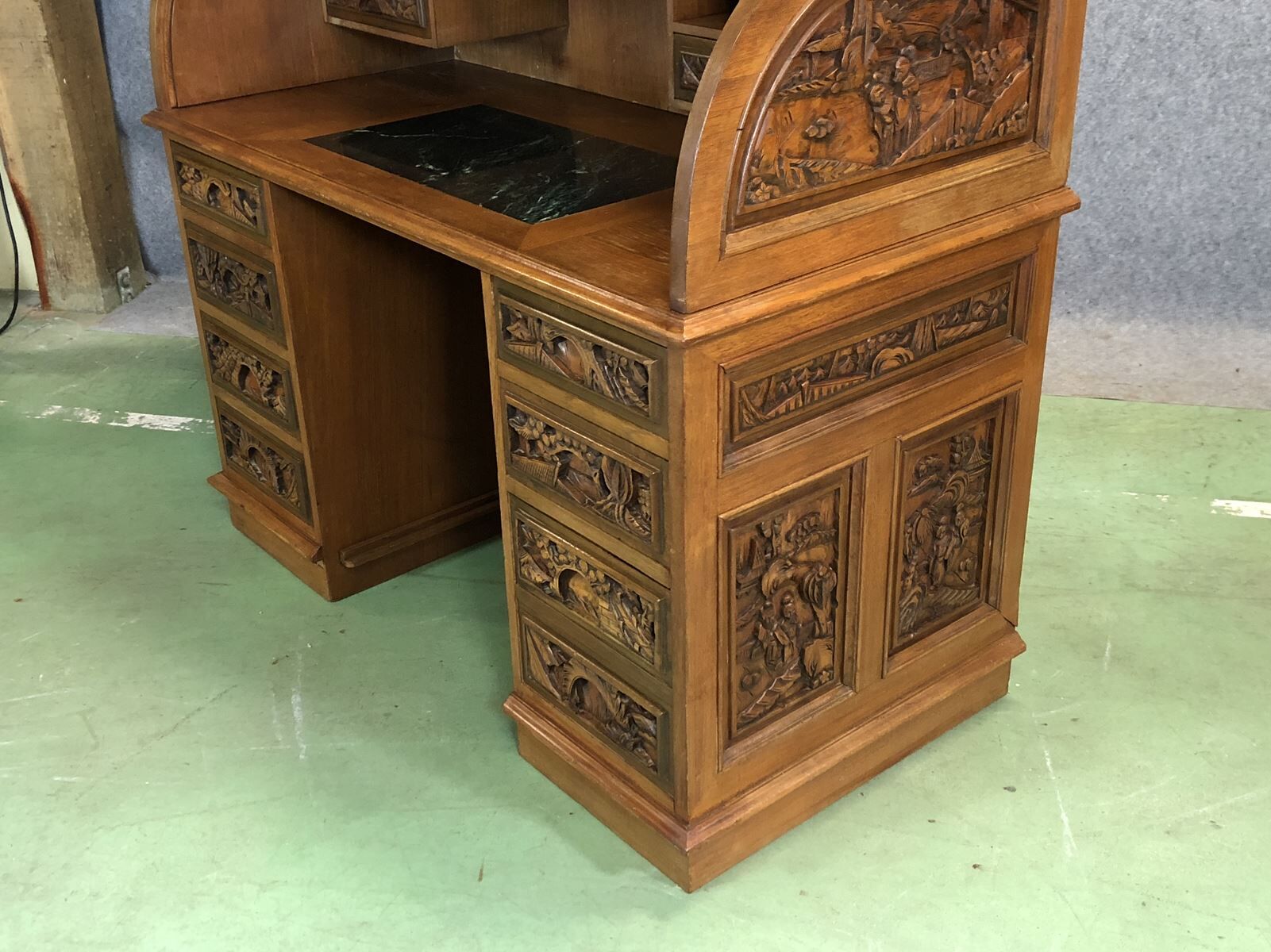 Bureau à cylindre d'inspiration asiatique années 70