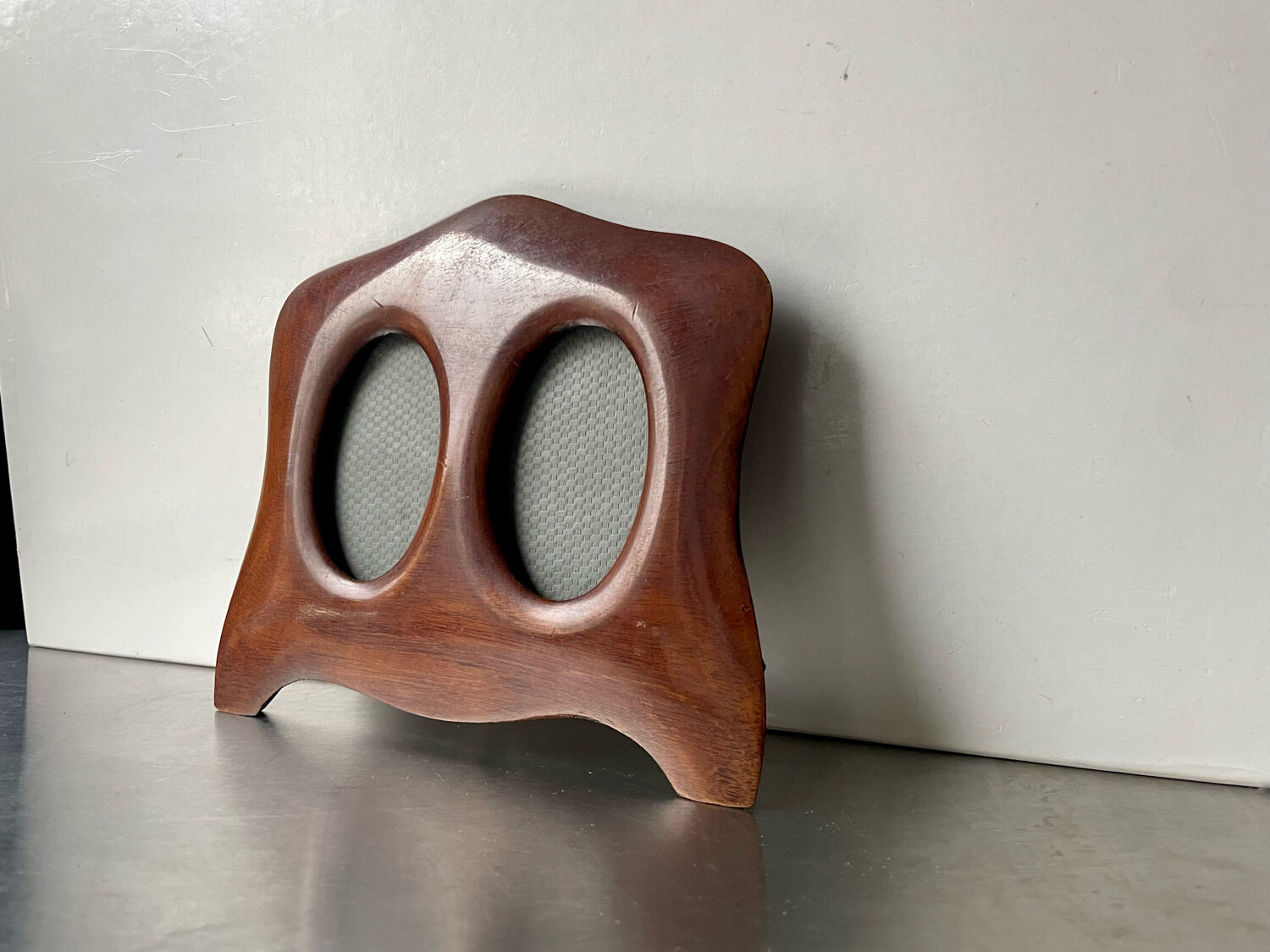 Antique  art nouveau mahogany double frame wood measurements 20 cm x 18 openings 8 cm x 5 cm