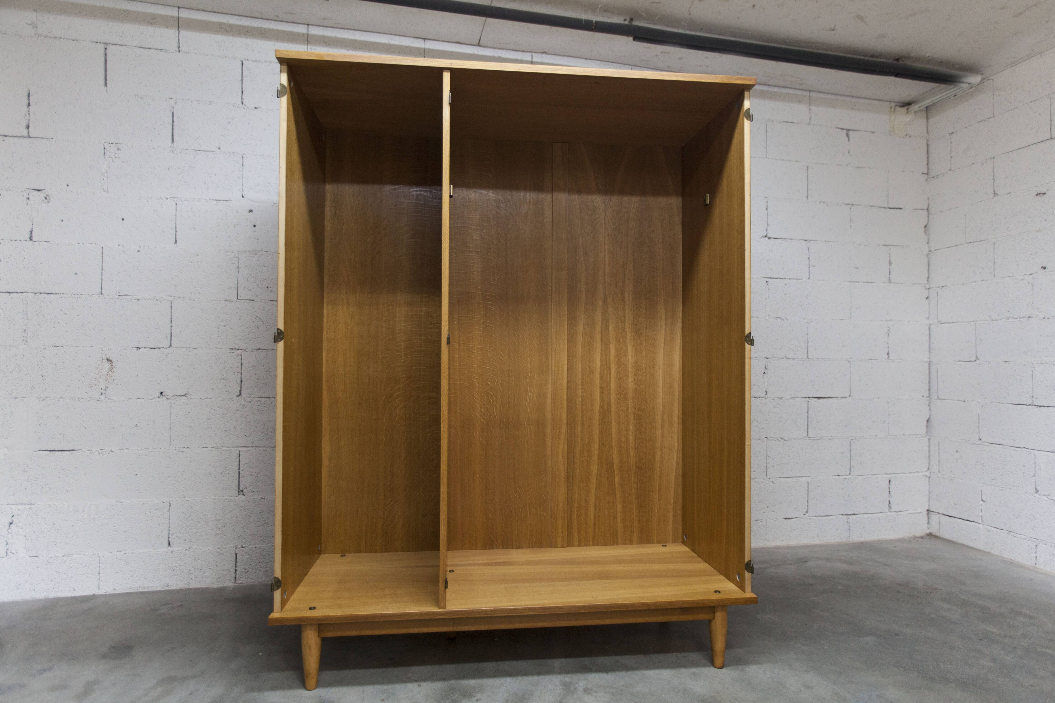 Scandinavian 3-door wardrobe in blond teak