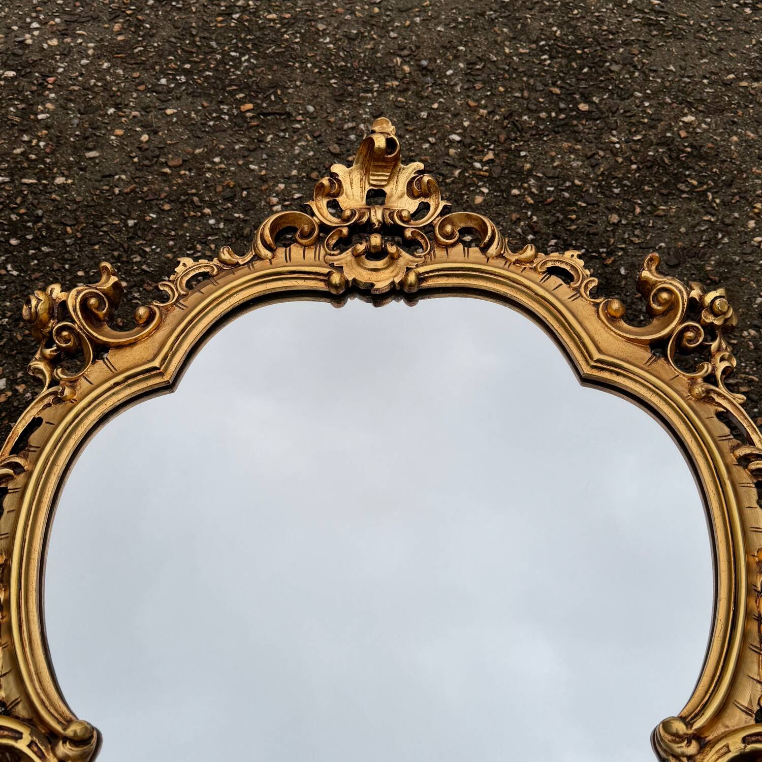 Rococo mirror in gilded wood