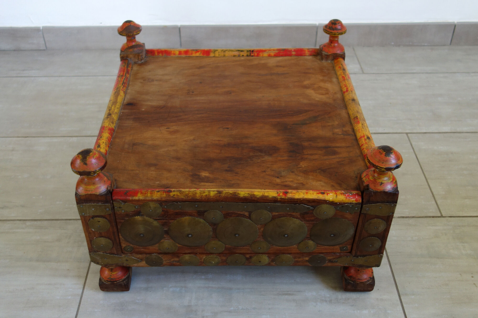 Table à thé d'origine afghane/pakistanaise