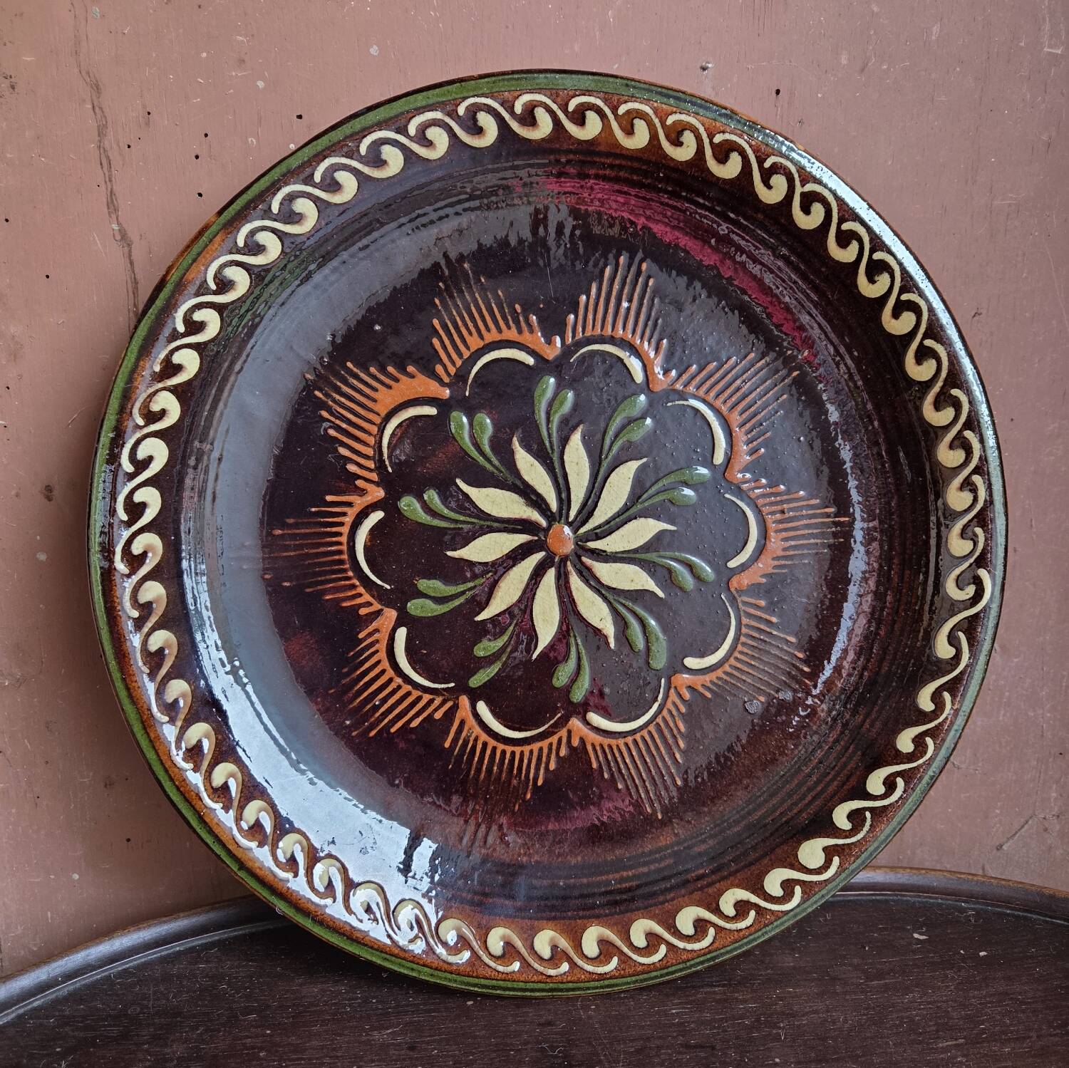 Alsatian earthenware plate