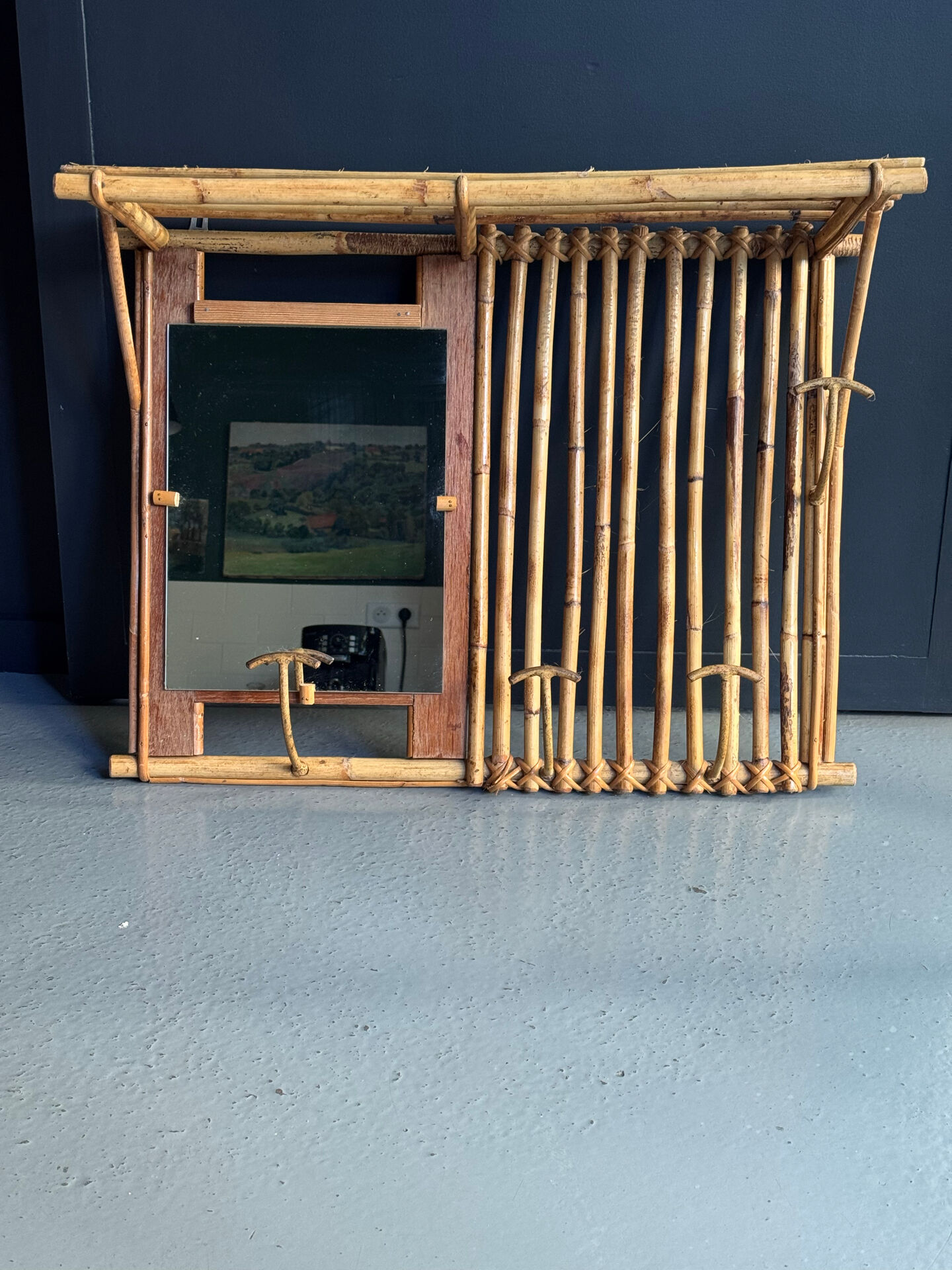 Wall-mounted bamboo coat rack