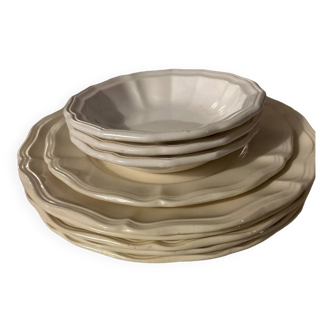 Digoin Sarreguemines iron earth plates