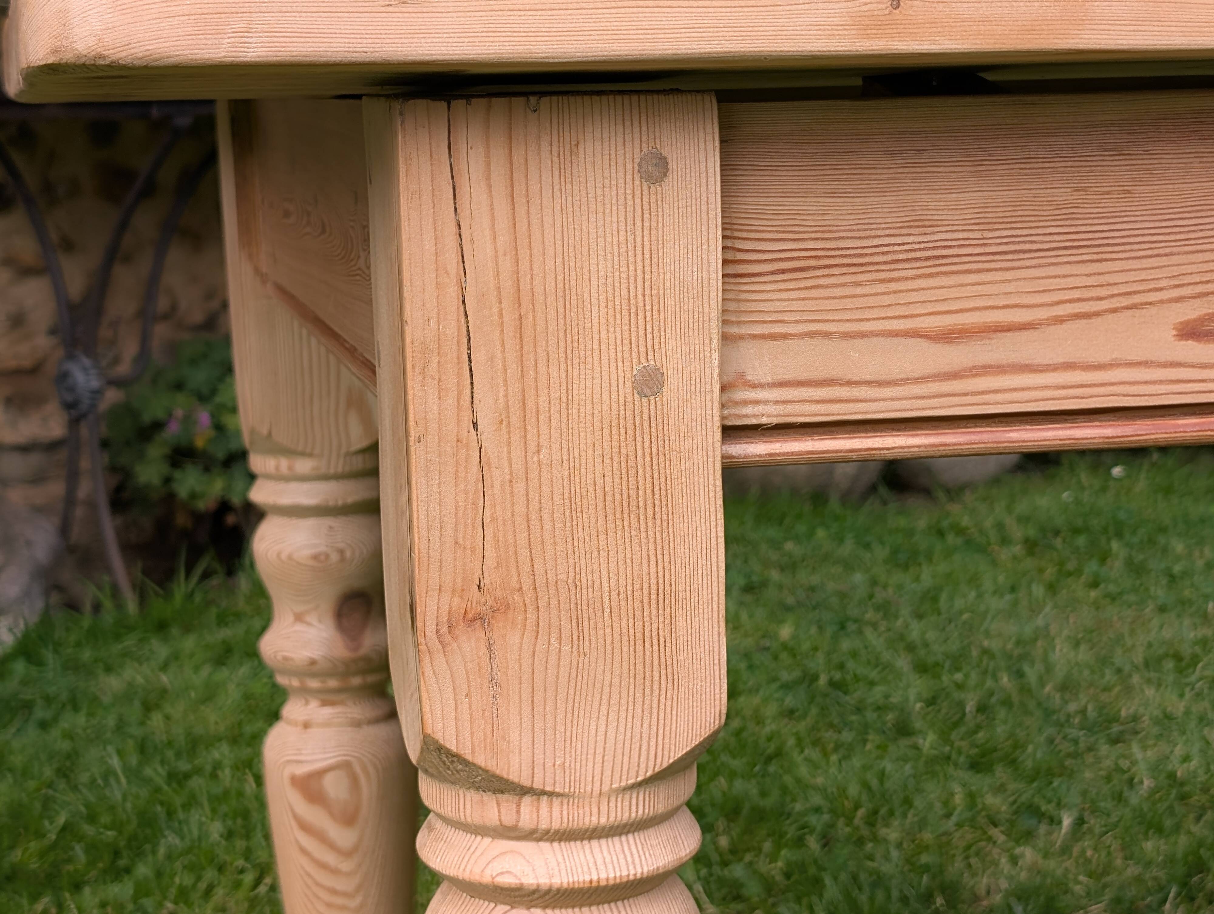 Campaign table in pine