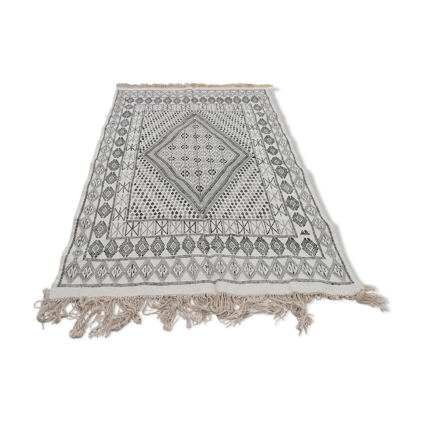 Moroccan berber carpet made of wool 255x160cm
