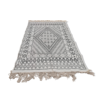 Moroccan berber carpet made of wool 255x160cm