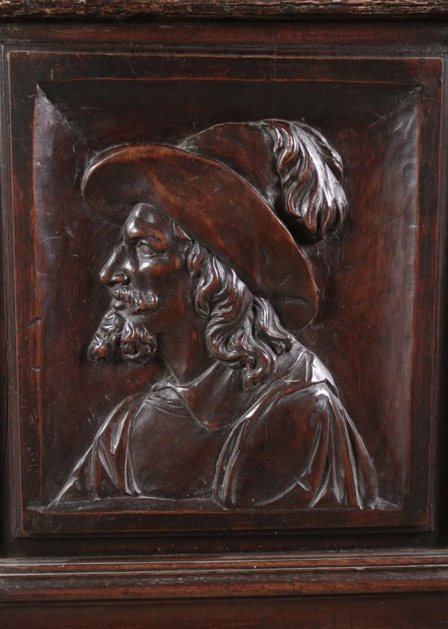 Unique 17th century cabinet portrait and scallop