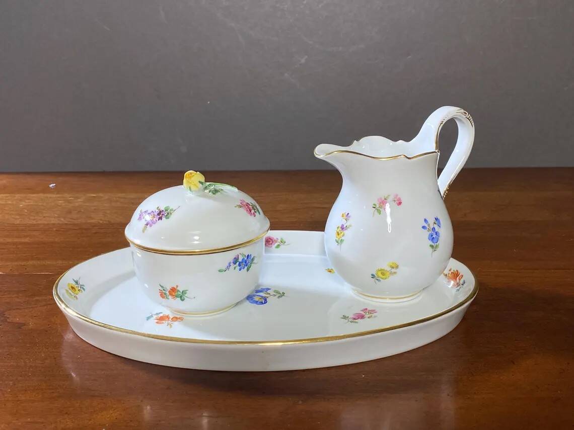 Meissen porseleinen thee- en koffieservies 'Scattered Flowers': 40-delige s