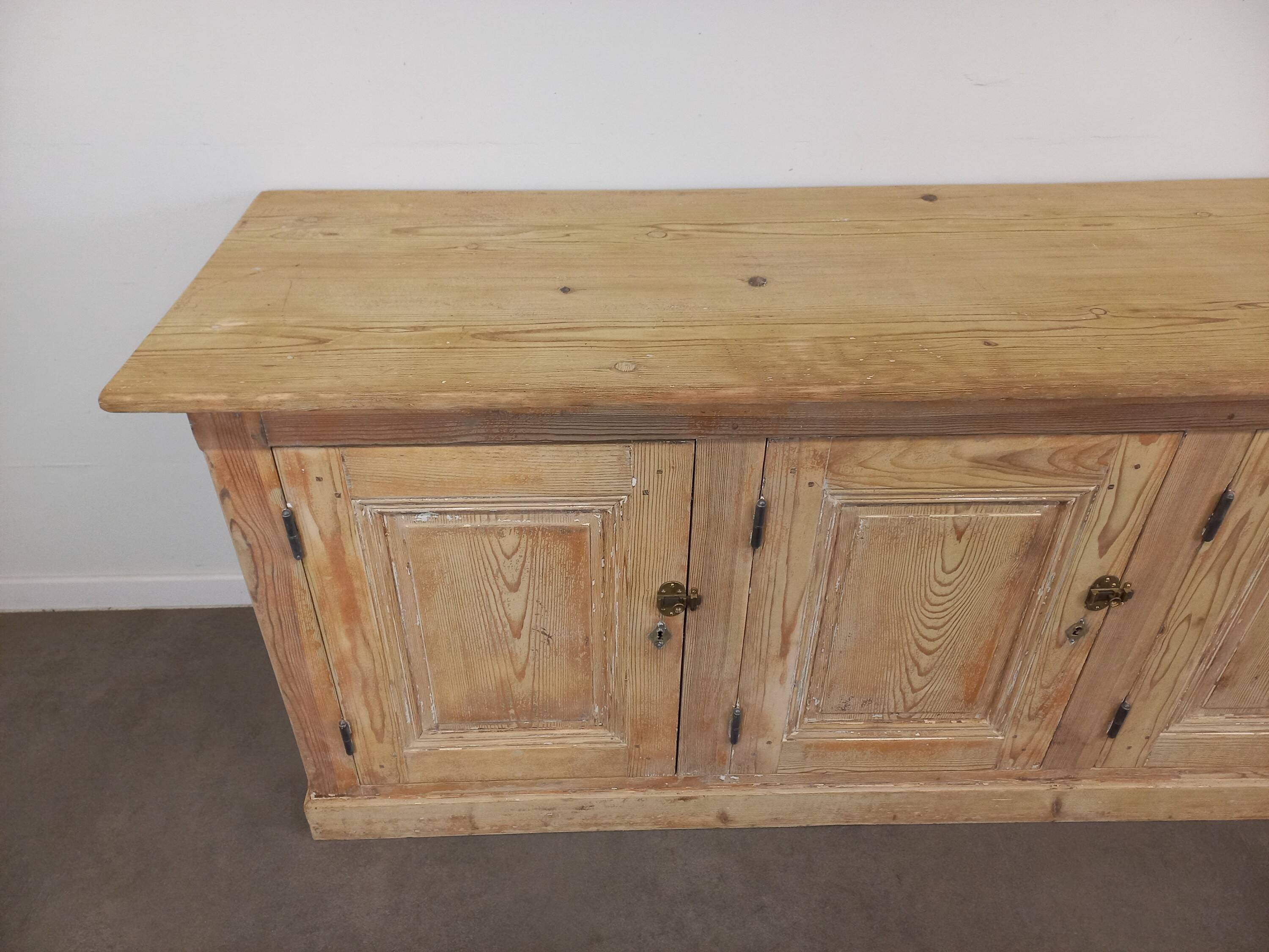 Rustic 3-door sideboard