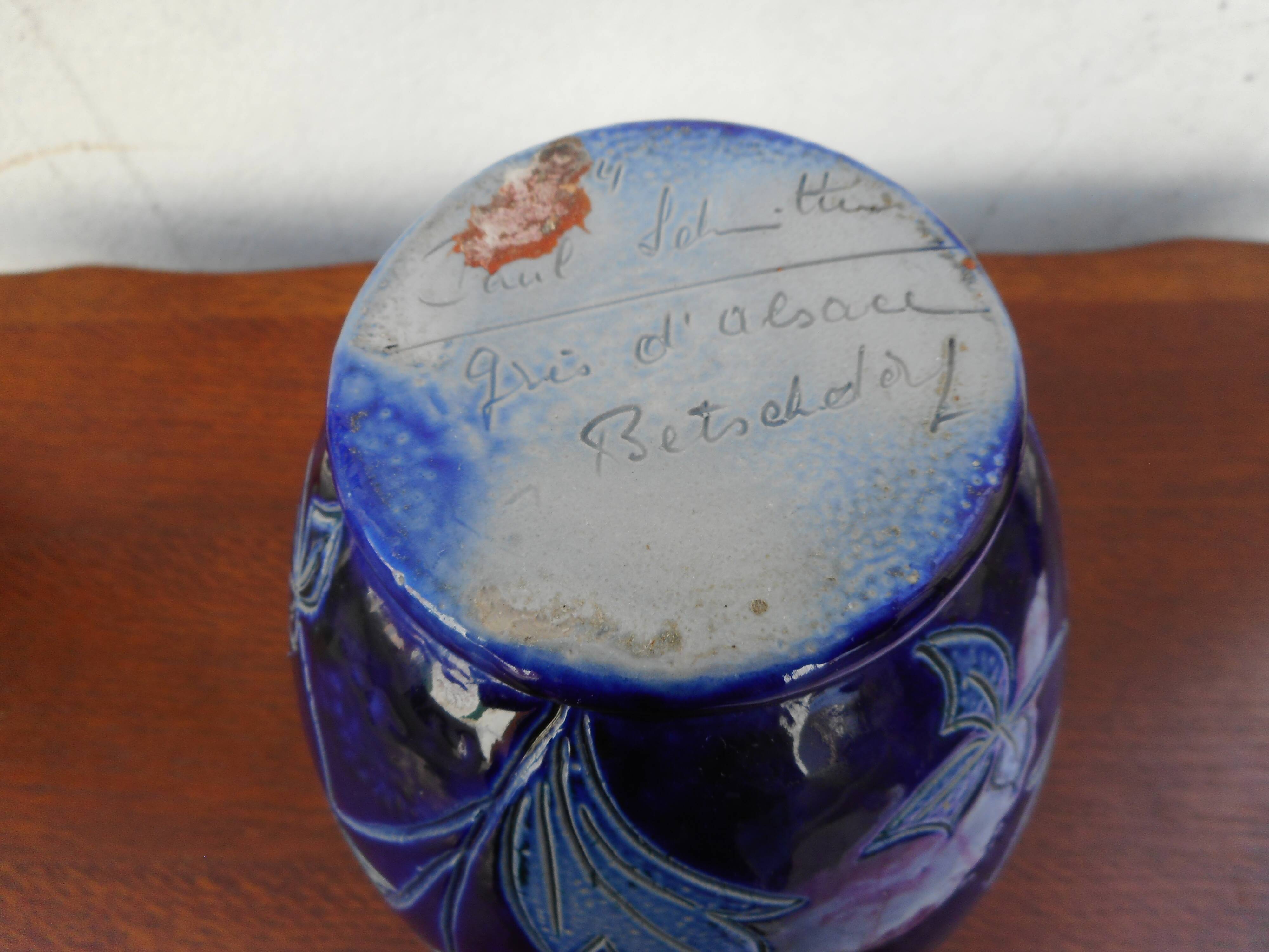 Vase sizzles of Alsace