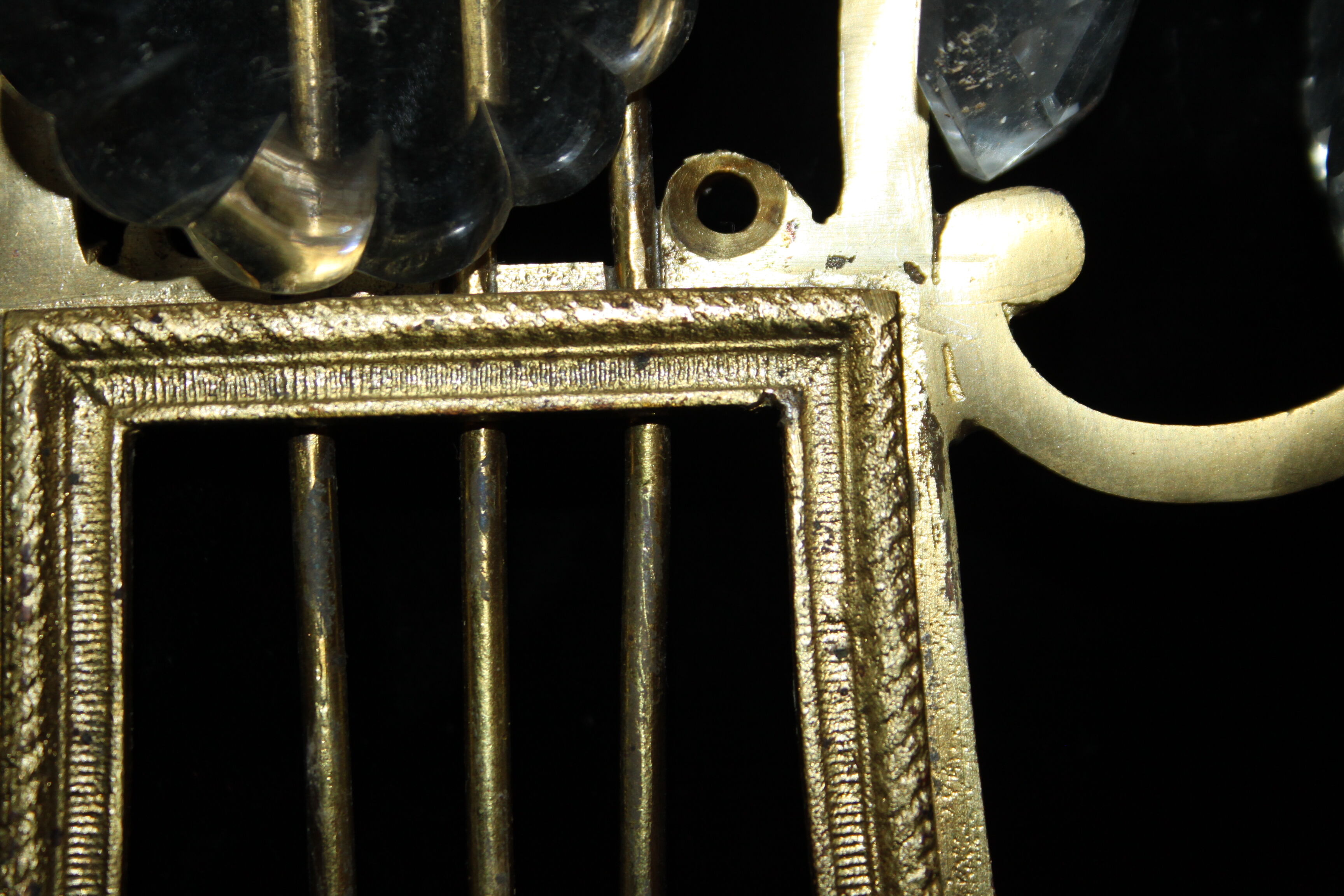 Wall lamp in gilded bronze