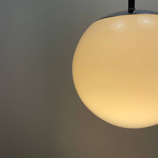 Suspension globe cascade MIST par RAAK Amsterdam ‘Ochtendnevel’, lampe suspension, 1970