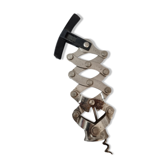 Corkscrew zigzag from 1960