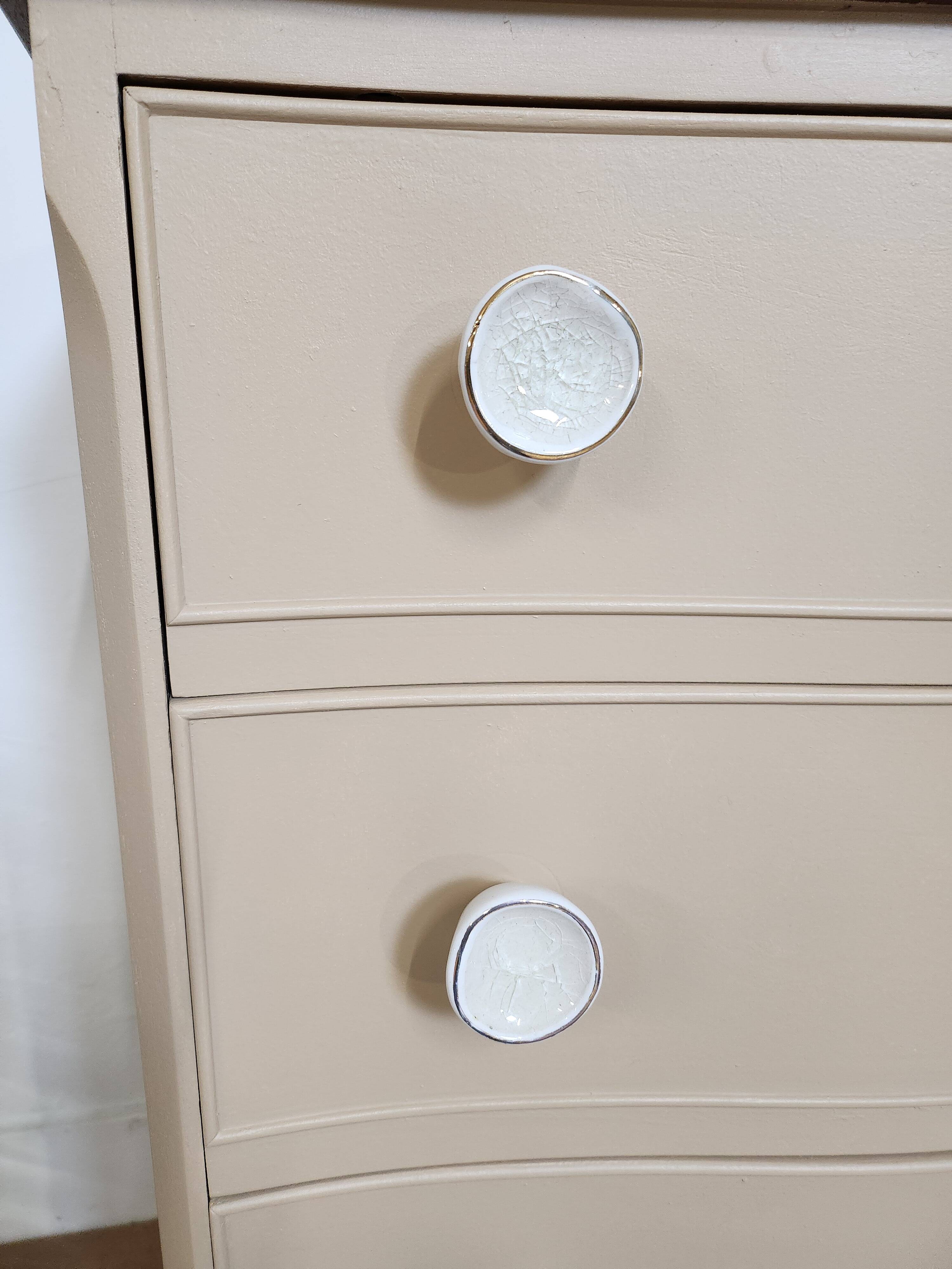 Chest of drawers with rounded front