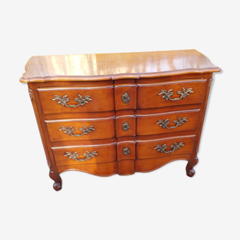 Cherry chest of drawers