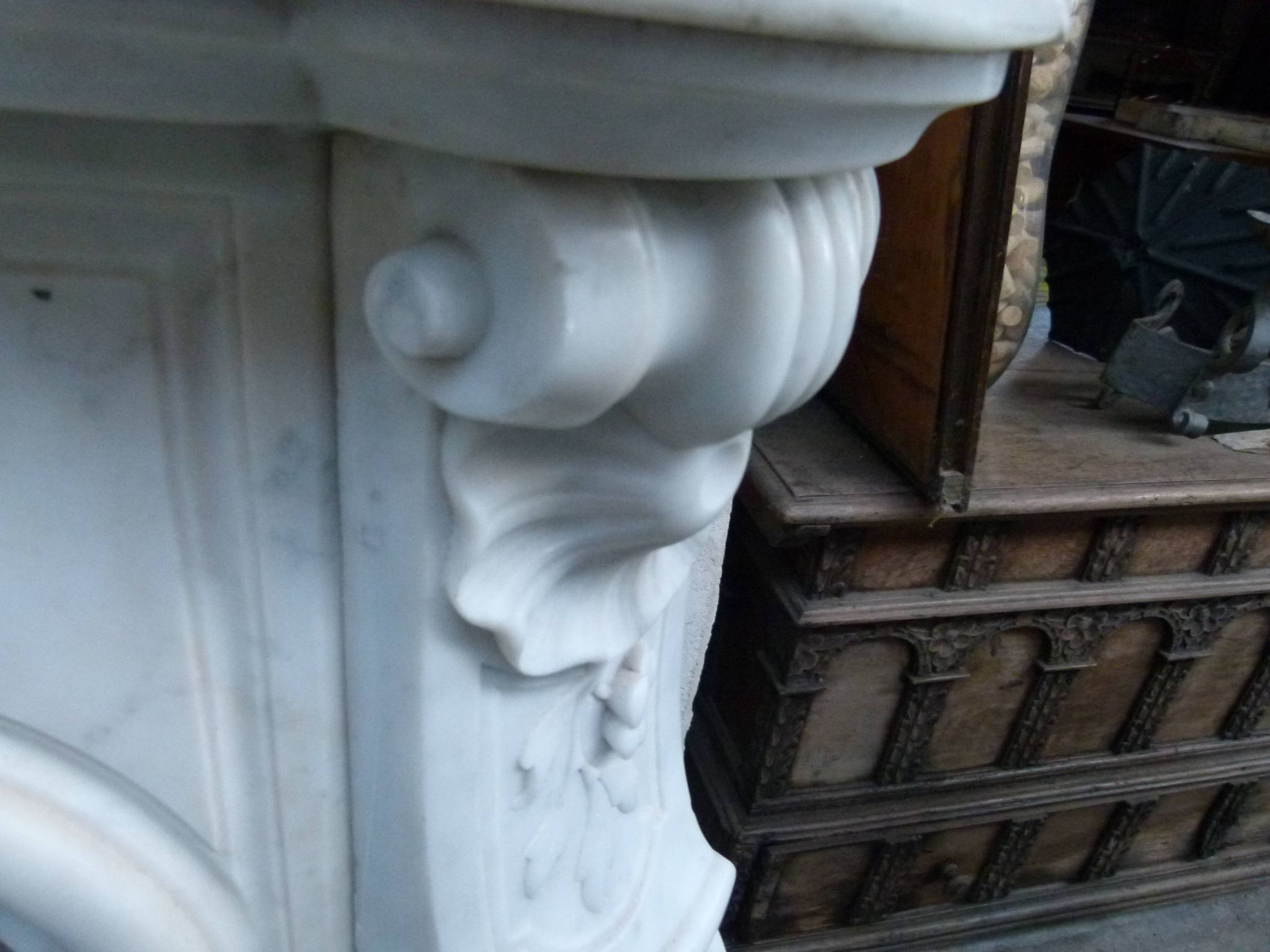 Cheminnée en marbre de Carrara XIXème