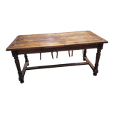 Farmhouse table