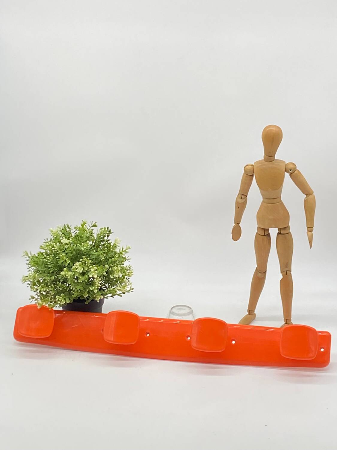 Vintage coat rack / Syla / orange plastic 🧡