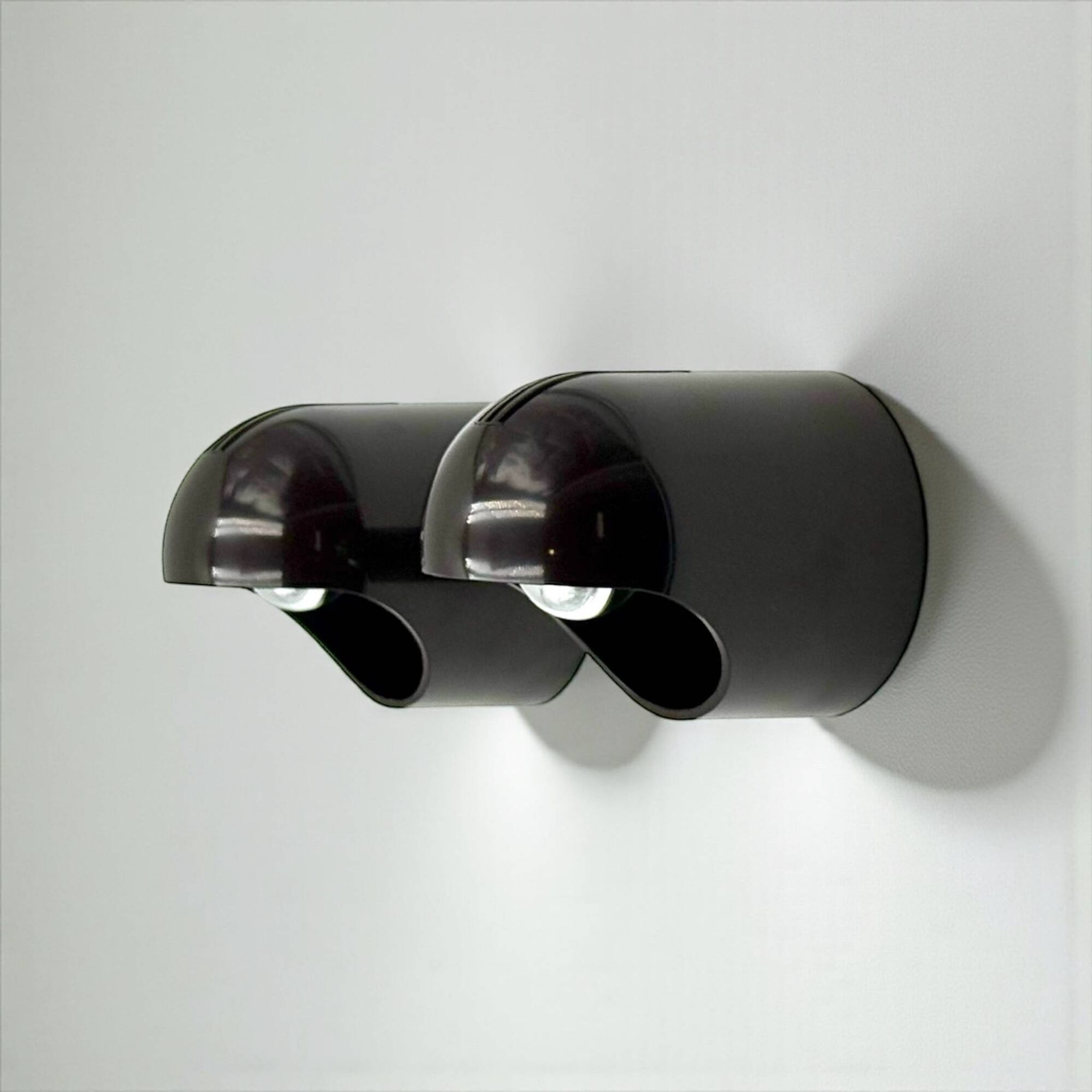 Pair of Brown Gedy Wall Lamps by Makio Hasuike 1970s Italian Design NOS