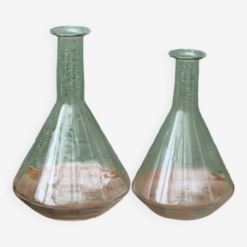 Paire de carafes en verre, art déco