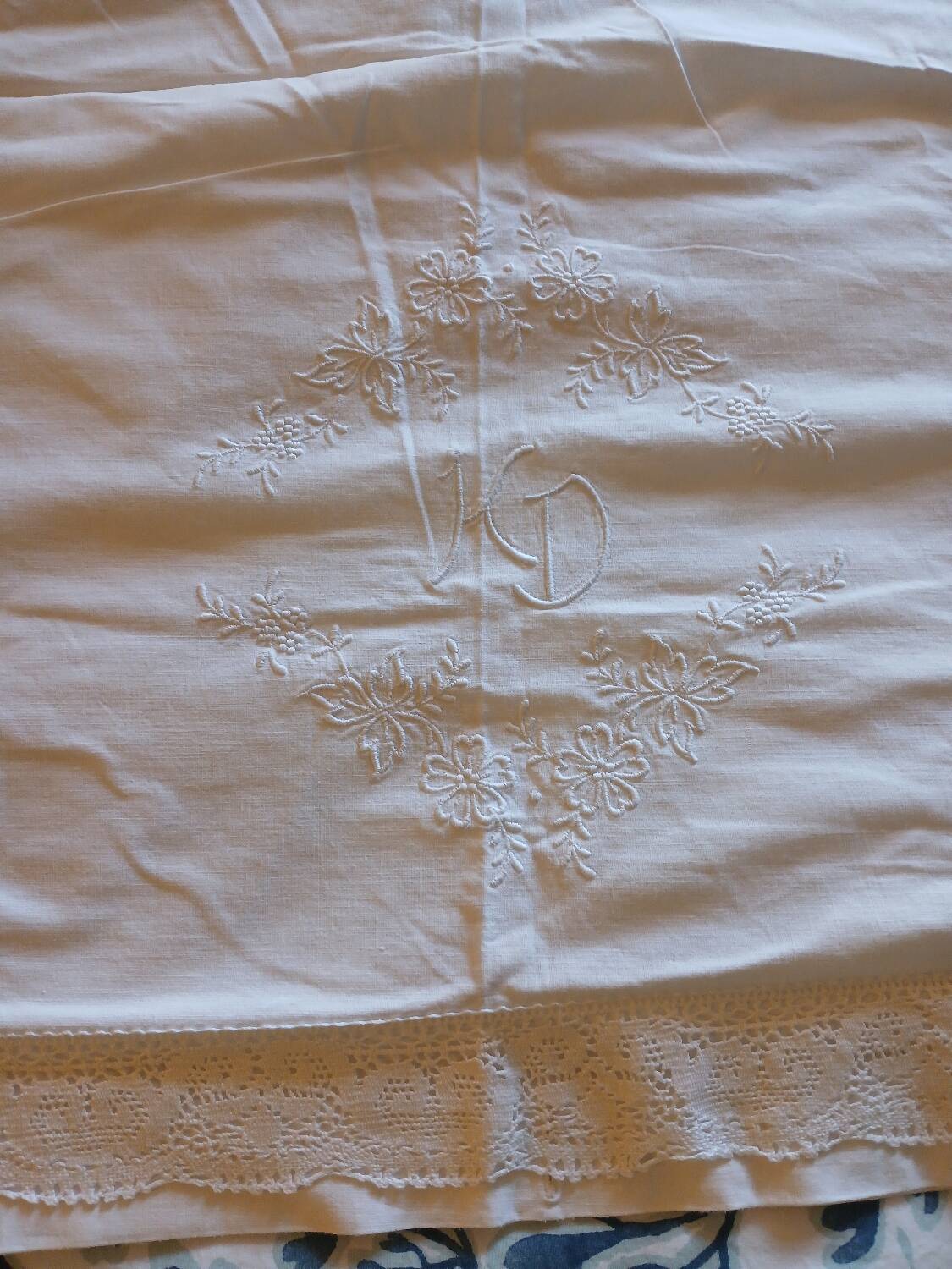 Antique embroidered duvet cover