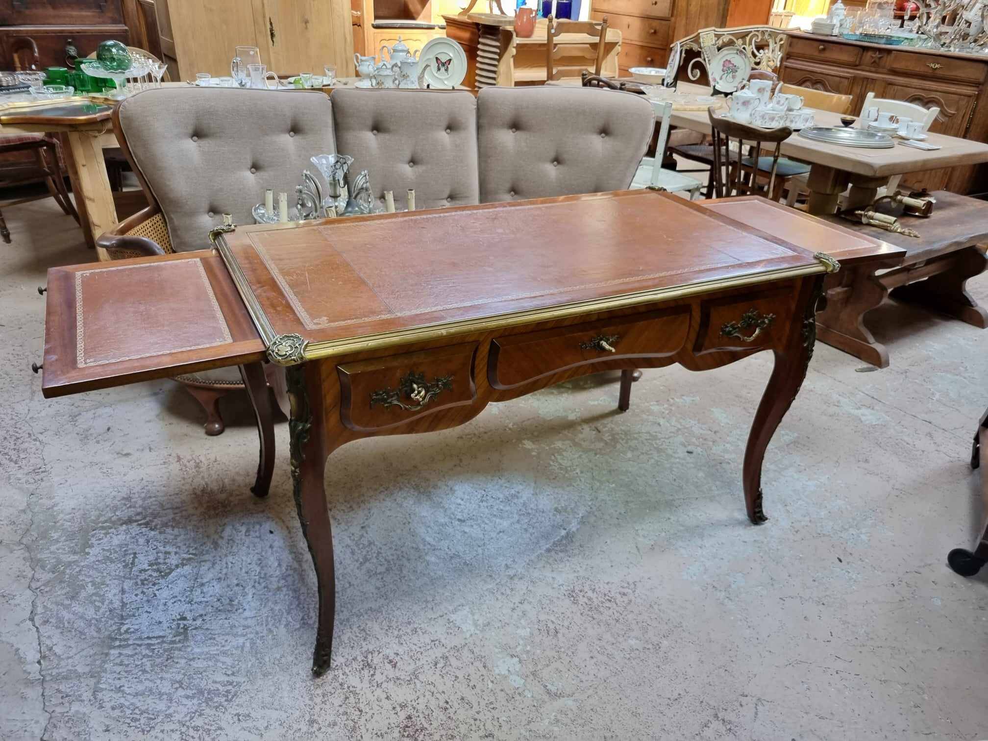 Louis XV desk