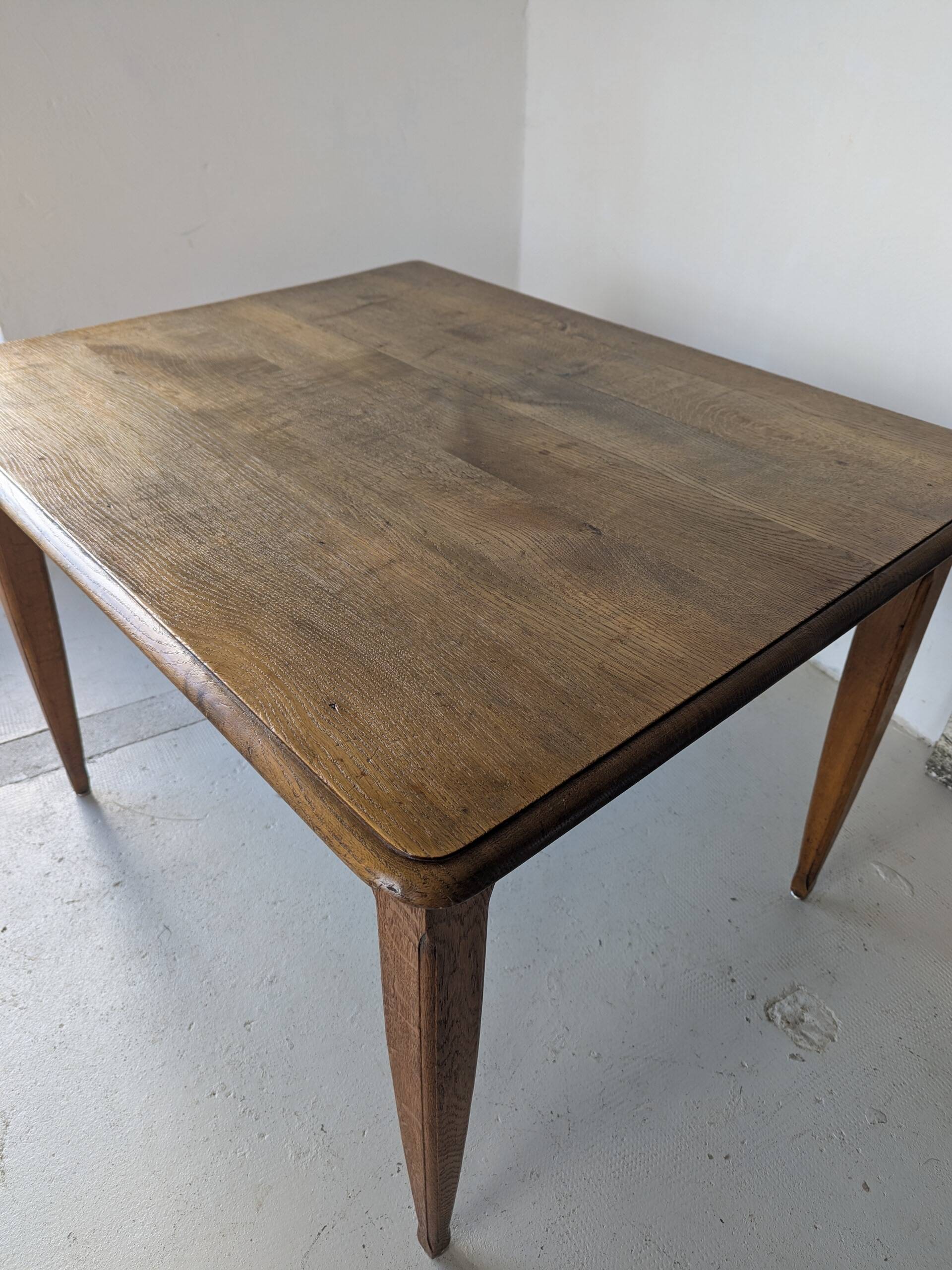 Golden oak table, farmhouse table 110 x 89 cm