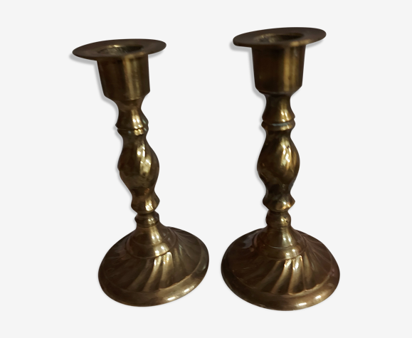 Paire de bougeoirs laiton