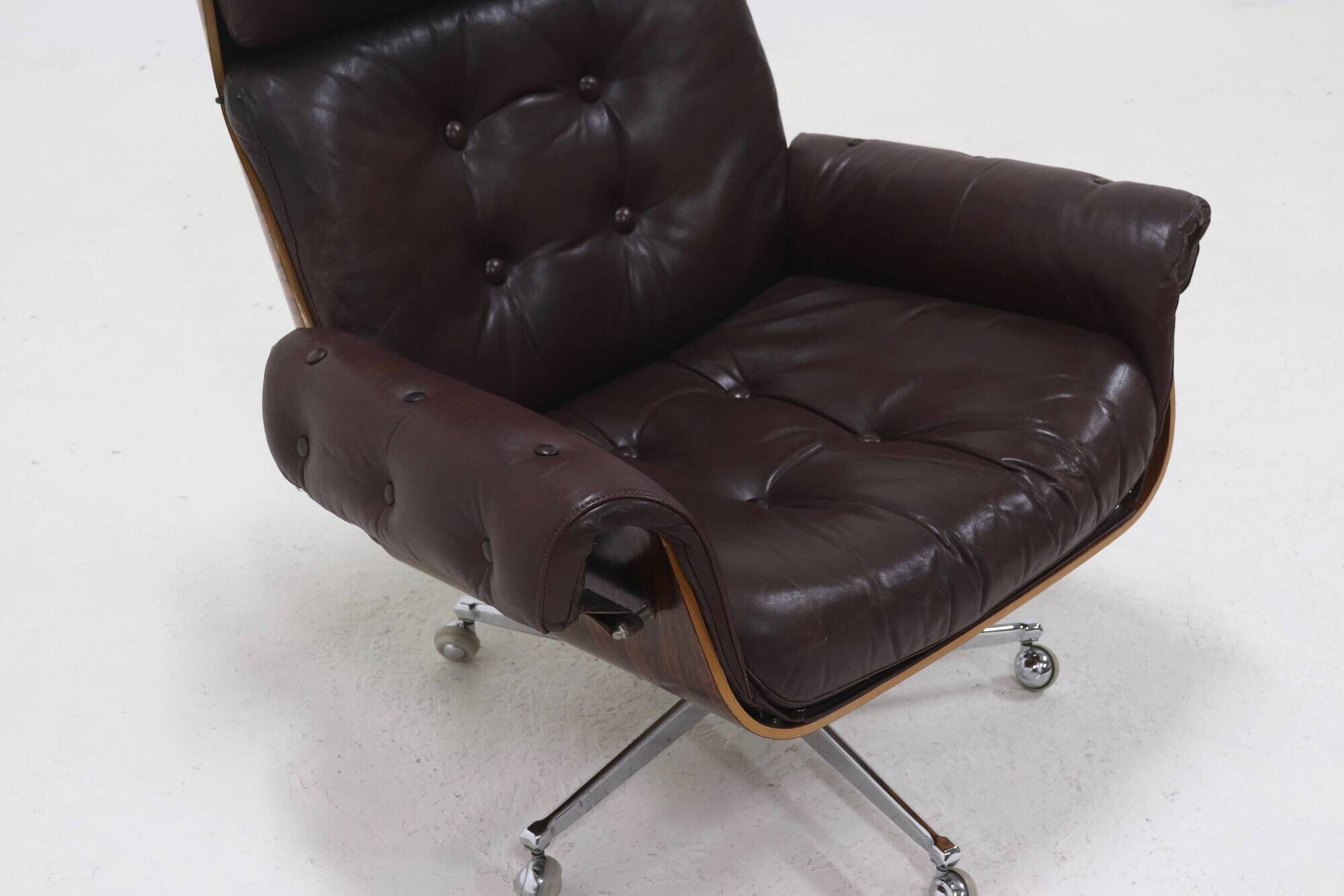 Leather and Rosewood Lounge Chair by Martin Stoll for Giroflex 1960s