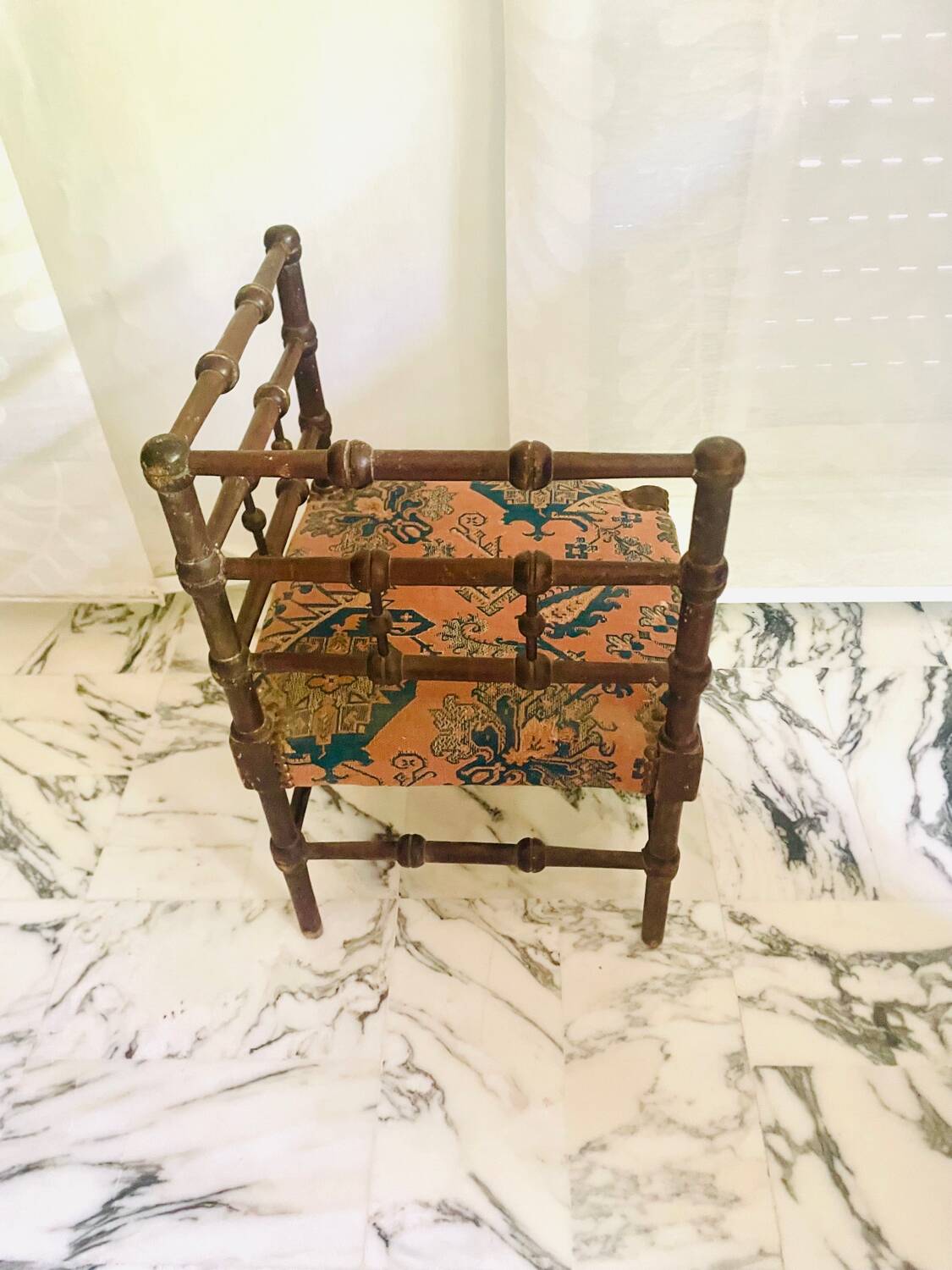 Vintage Art Deco corner chair in bobbin wood and fabric, circa 1930