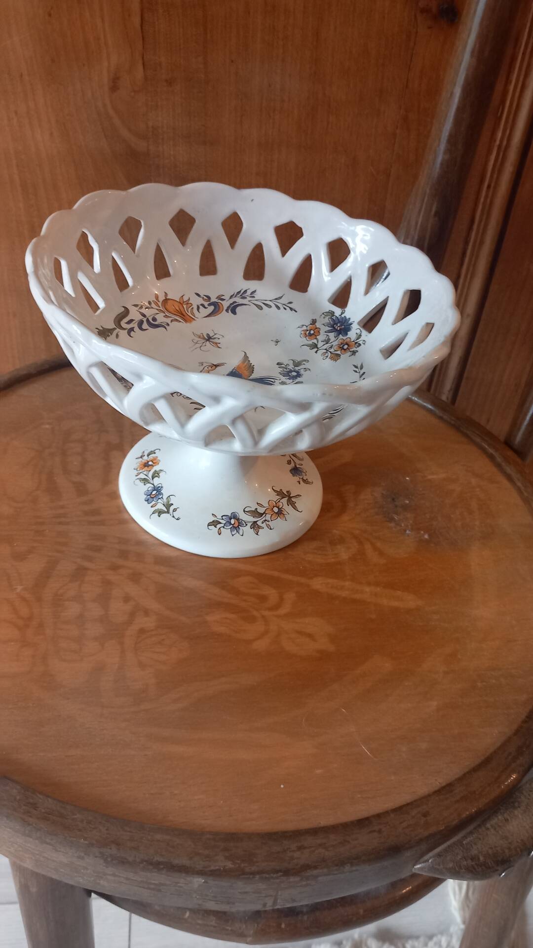 Fruit bowl faience Moustiers decoration