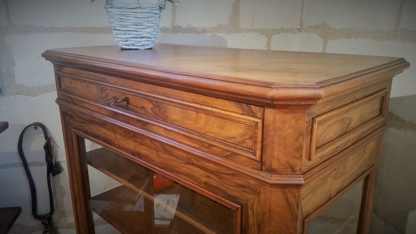 Old window style Louis Philippe