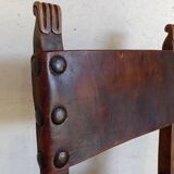 Set of 8 walnut and leather chairs from the 1950s