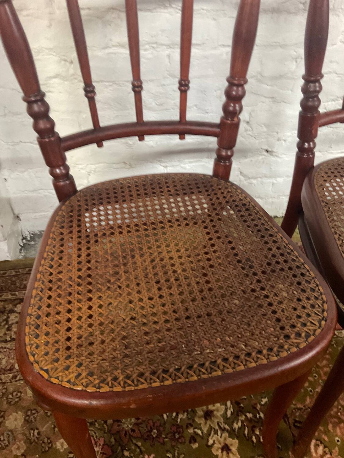 Paire de chaises bistrot Thonet estampillées