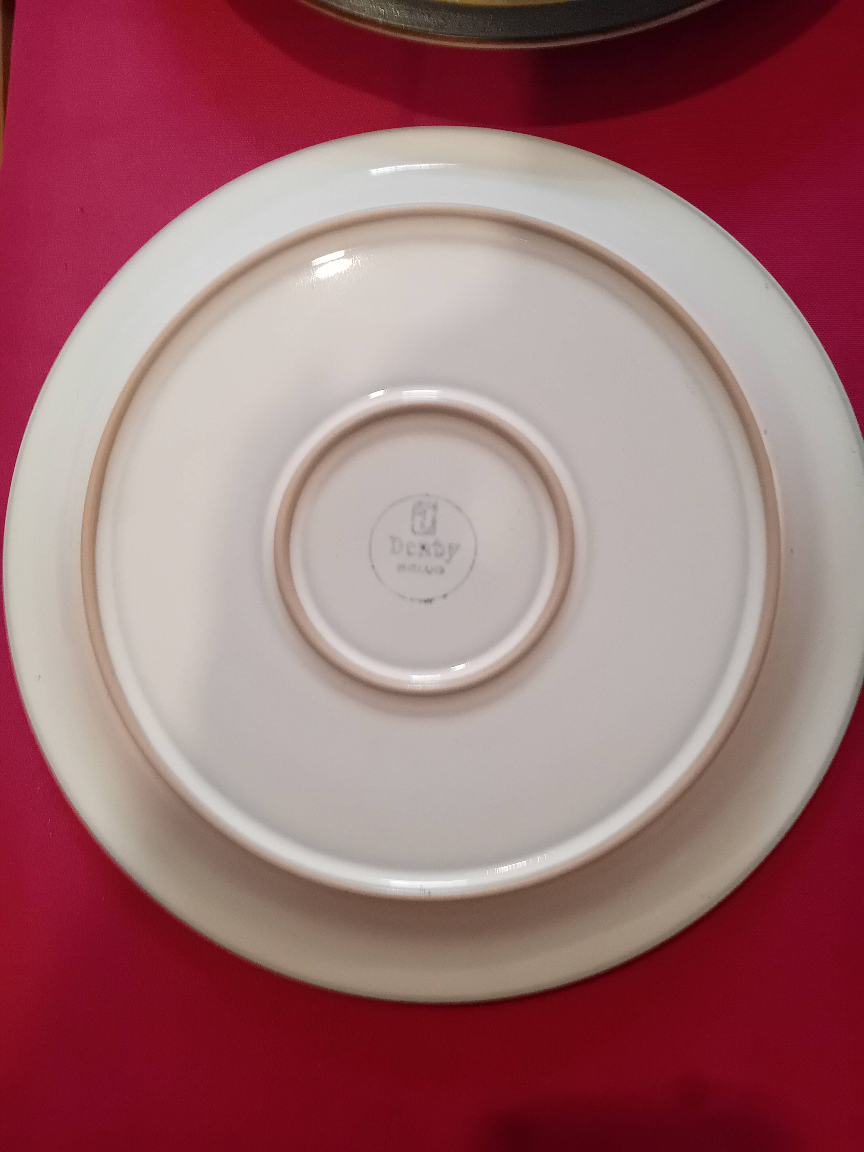Vintage: Set of 6 Denbry English Dinner Plates
